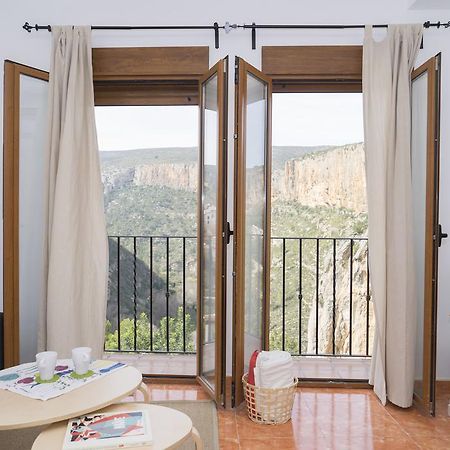 Miralrio Chulilla Apartment Bagian luar foto