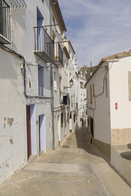 Miralrio Chulilla Apartment Bagian luar foto