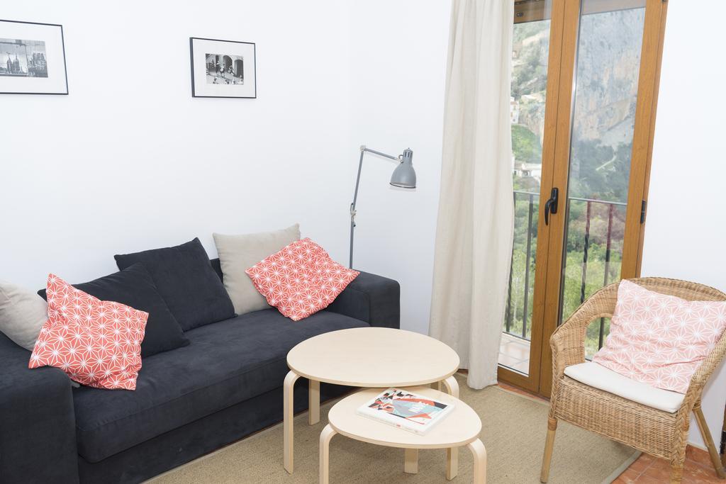 Miralrio Chulilla Apartment Bagian luar foto
