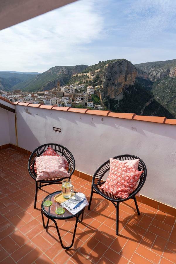 Miralrio Chulilla Apartment Bagian luar foto